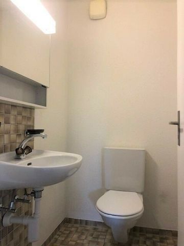 "Grosszügige Wohnung an schöner Lage! "Mieten ohne Kaution"" - Photo 3