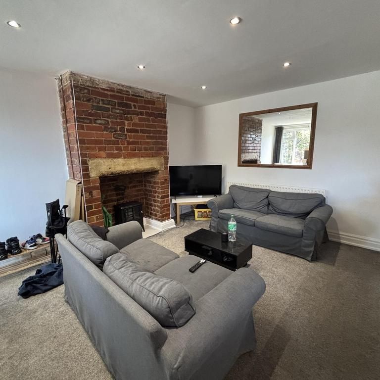 3 bedroom house to rent - Photo 1