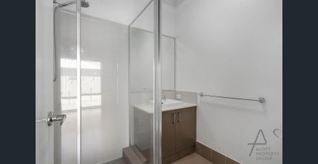 Effortless Coastal Living - Photo 2