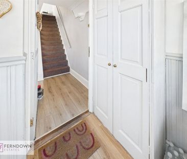 2 bedroom end of terrace house to rent - Photo 5