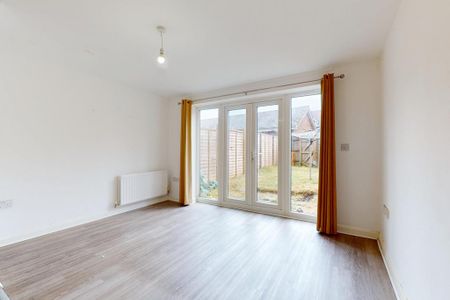 3 bedroom terraced house to rent - Photo 2