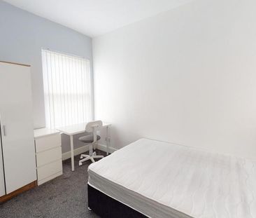 3 bedroom house share to rent - Photo 4