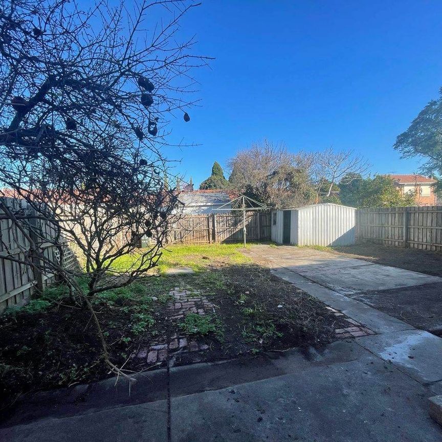 3 Bedroom House - Photo 1