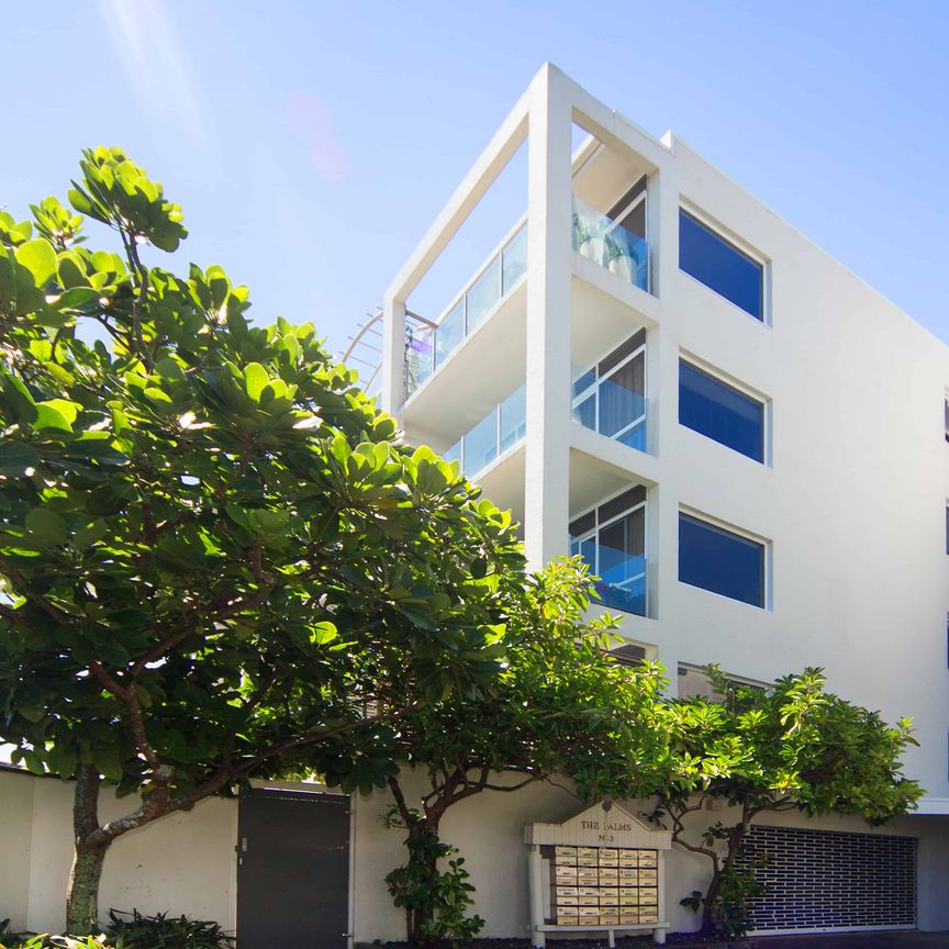 THE PALMS - HERNE BAY - Photo 1