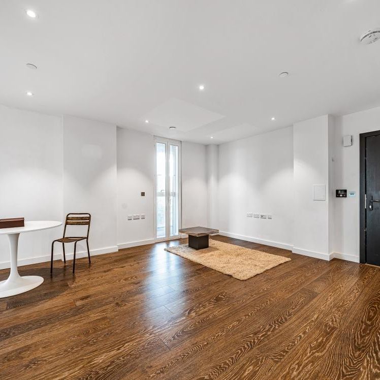 Albert Road, Queens Park NW6 - Photo 1