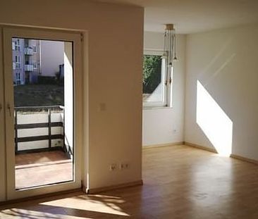 Hochparterre! Sonnige Wohnung ca.73 mÂ², 2 Zimmer mit Balkon, GWC und Abstellkammer - Foto 2