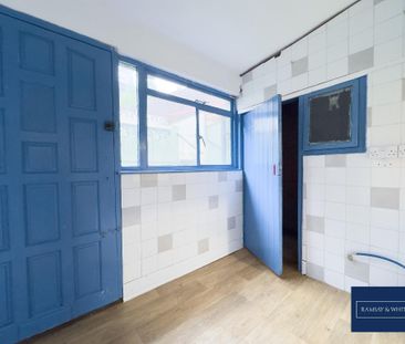 3 bedroom terraced house to rent - Photo 6