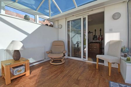 3 bedroom bungalow to rent - Photo 4