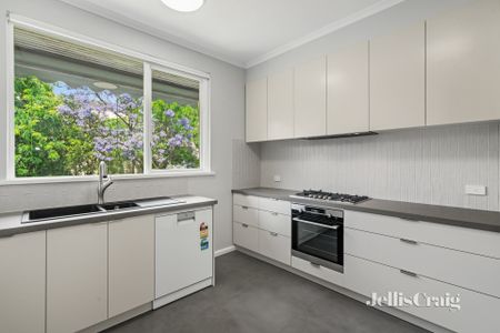 8/677 Toorak Rd, Toorak - Photo 3