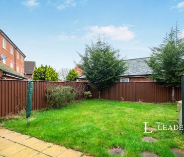 4 bedroom detached house to rent - Photo 5