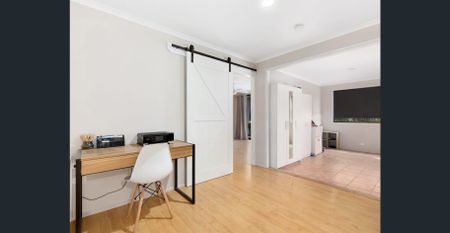 Spacious Family Home in Highland Park - Photo 5