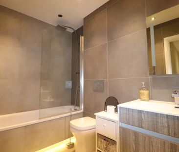 High Street, Brentwood, Property for rent - Photo 4