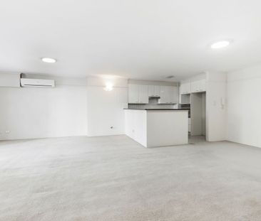 Contemporary Two Bedroom Apartment Surrounded by Pyrmont's Best - Photo 1