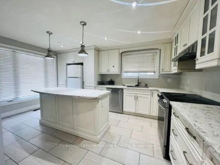 461 Paddington Crescent #Upper - Photo 5