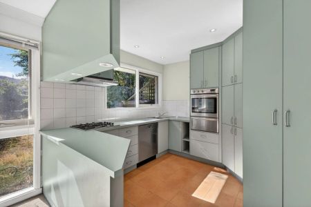 Supurb Location For A Two Bedroom Townhouse! - Photo 5