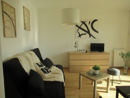 Location Appartement 1 pièce 34m² ST ETIENNE 42100 - Photo 4