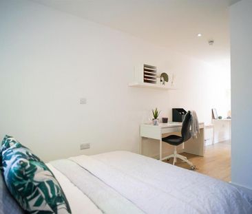 Studio to rent - Photo 6