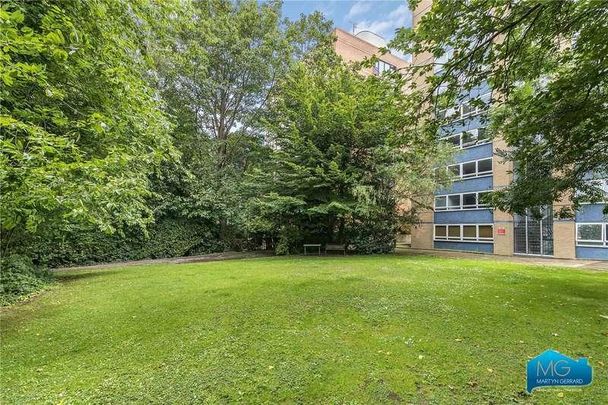 Hilltop House, Hornsey Lane, Highgate, N6 - Photo 1