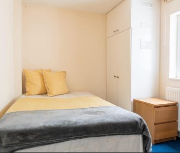 7 bedroom house to rent - Photo 3