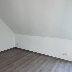 2-Raum-DG-Wohnung mit Balkon und Terasse - Foto 2