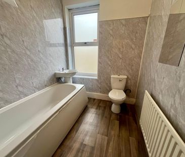 New Bank Street, Leeds, Morley - Photo 3