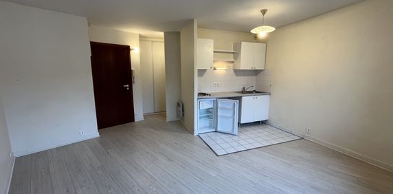 STUDIO ORSAY LE GUICHET - Photo 2