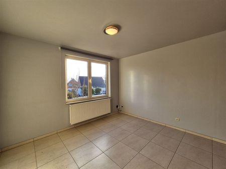 Rustig gelegen appartement met terras en staanplaats. - Photo 2