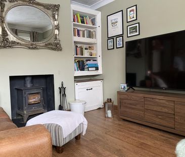 3 bedroom semi-detached house to rent - Photo 3