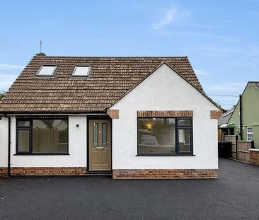 3 bedroom detached house to rent - Photo 3