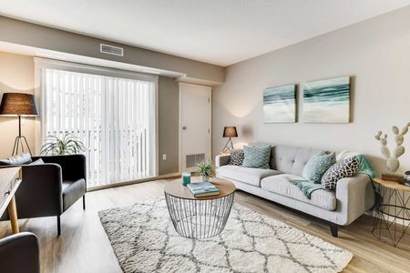 Two Bedroom Two Bath - Photo 2