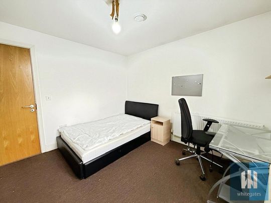 1 bedroom in a house share to rent - Photo 1