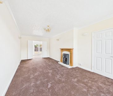 Hetherington Close, Slough, Berkshire,SL2 - Photo 1