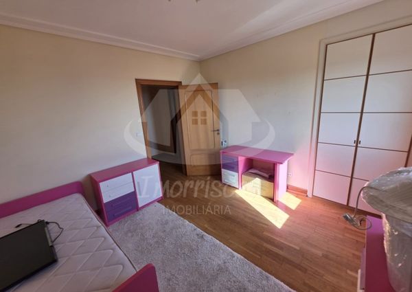 Apartamento T4 em Lisboa