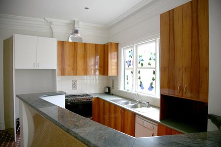 92 Weston Street, Brunswick VIC 3056 - Photo 2