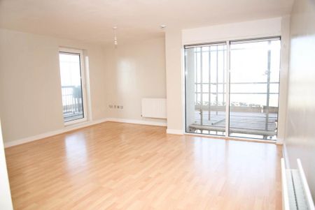 2 bedroom apartment to rent - Photo 2