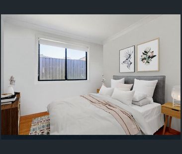 TWO BEDROOM GRANNY FLAT! - Photo 3