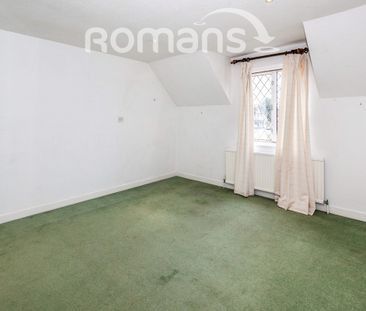 Hall Court, Datchet, SL3 - Photo 4