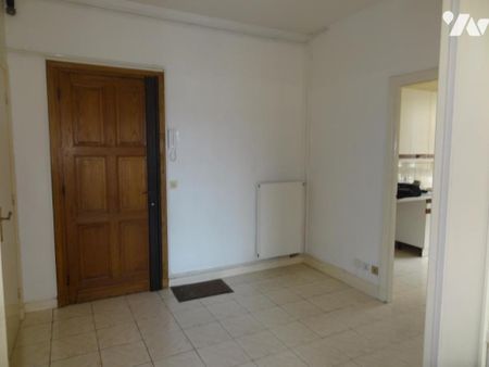 appartement type F4 centre gare - Photo 2