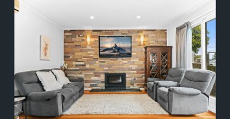 A great family house in Mount Waverley - Photo 2