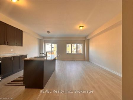 For Lease - 29 SAPPHIRE Way, Thorold, Ontario - Photo 2