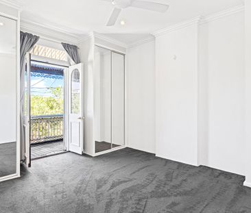 Victorian terrace with a separate studio - Photo 6