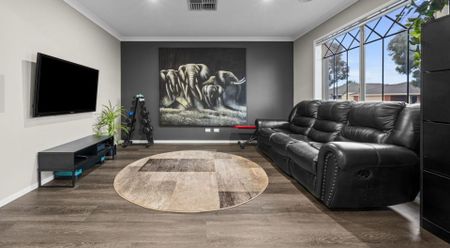 Stunning Family Home - Photo 5