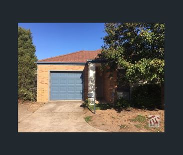 FLEXIBLE FLOORPLAN! - Photo 2