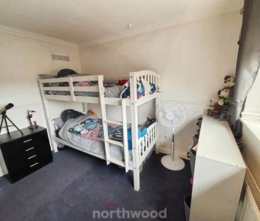 2 bedroom semi-detached house to rent - Photo 6