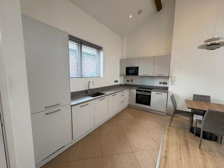 2 bedroom flat to rent - Photo 4