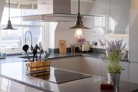 2 bedroom apartment to rent - Photo 3