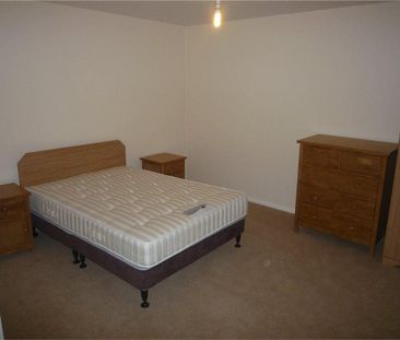 2 Mansion Gardens, Whittlesey, Peterborough - Photo 1