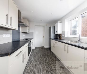 Helmsley Road Room 2, Newcastle Upon Tyne - Photo 5