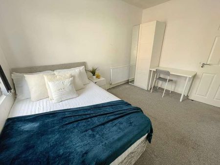 Grantham Street, L6 - Photo 2