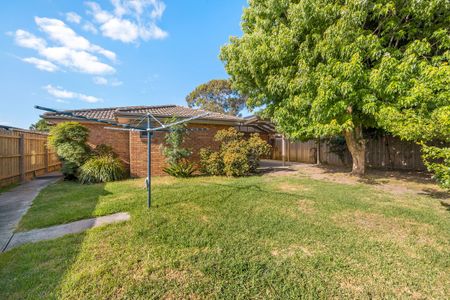 Idyllic Family Home - Photo 5